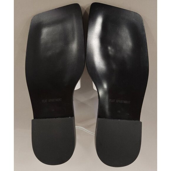 Flat Apartment Chain Strap Sandals Size 38 8 Women's White Leather $470 - Picture 11 of 12